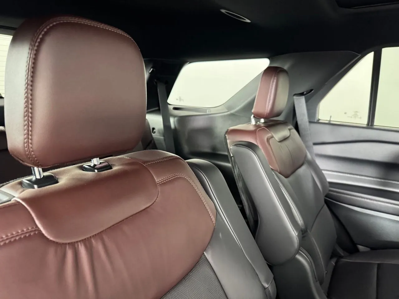 2023 Ford Explorer Platinum - Photo 24