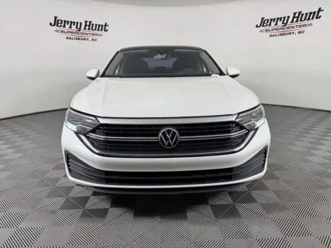 More photos of 2023 Volkswagen Jetta 1.5T SE at Jerry Hunt Supercenter - Salisbury, NC