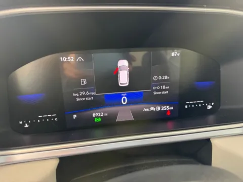 More photos of 2025 Volkswagen Taos 1.5T SE at Jerry Hunt Supercenter - Salisbury, NC