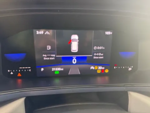 More photos of 2023 Volkswagen Taos 1.5T SE at Jerry Hunt Supercenter - Salisbury, NC