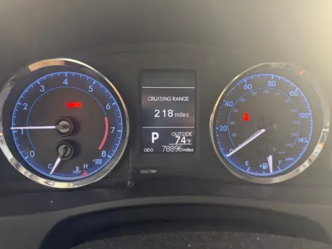 More photos of 2017 Toyota Corolla LE at Jerry Hunt Supercenter - Salisbury, NC