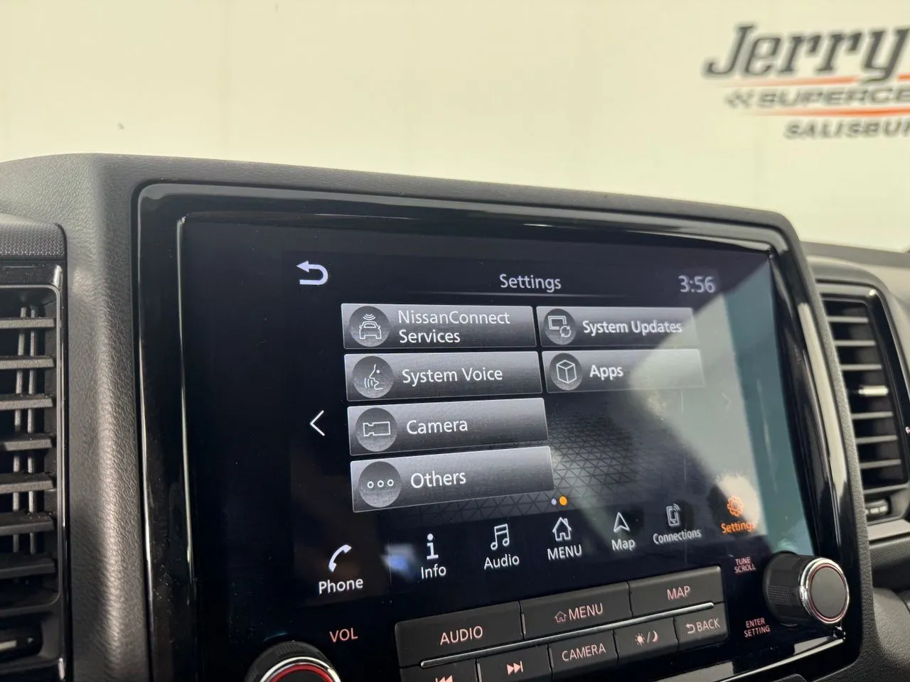 2024 Nissan Frontier PRO-4X - Photo 16