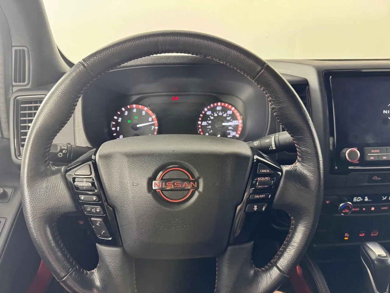2024 Nissan Frontier PRO-4X - Photo 13