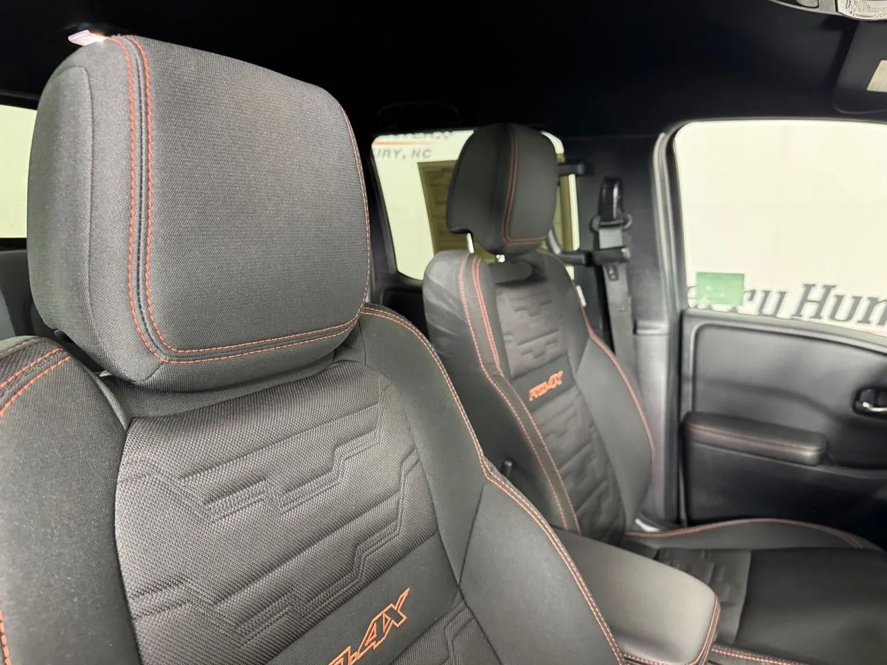 2024 Nissan Frontier PRO-4X - Photo 35
