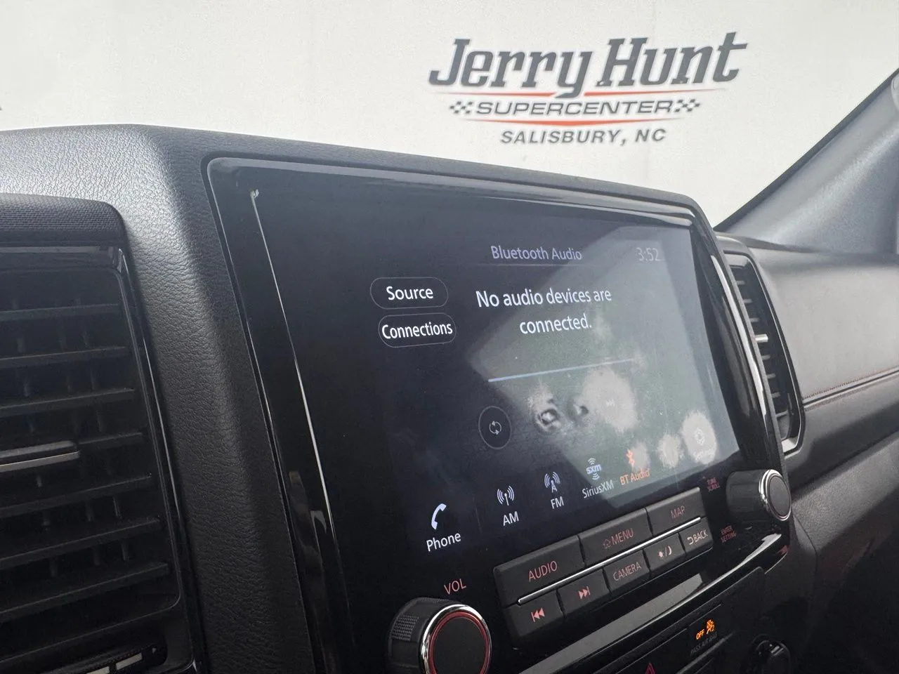 2024 Nissan Frontier PRO-4X - Photo 17