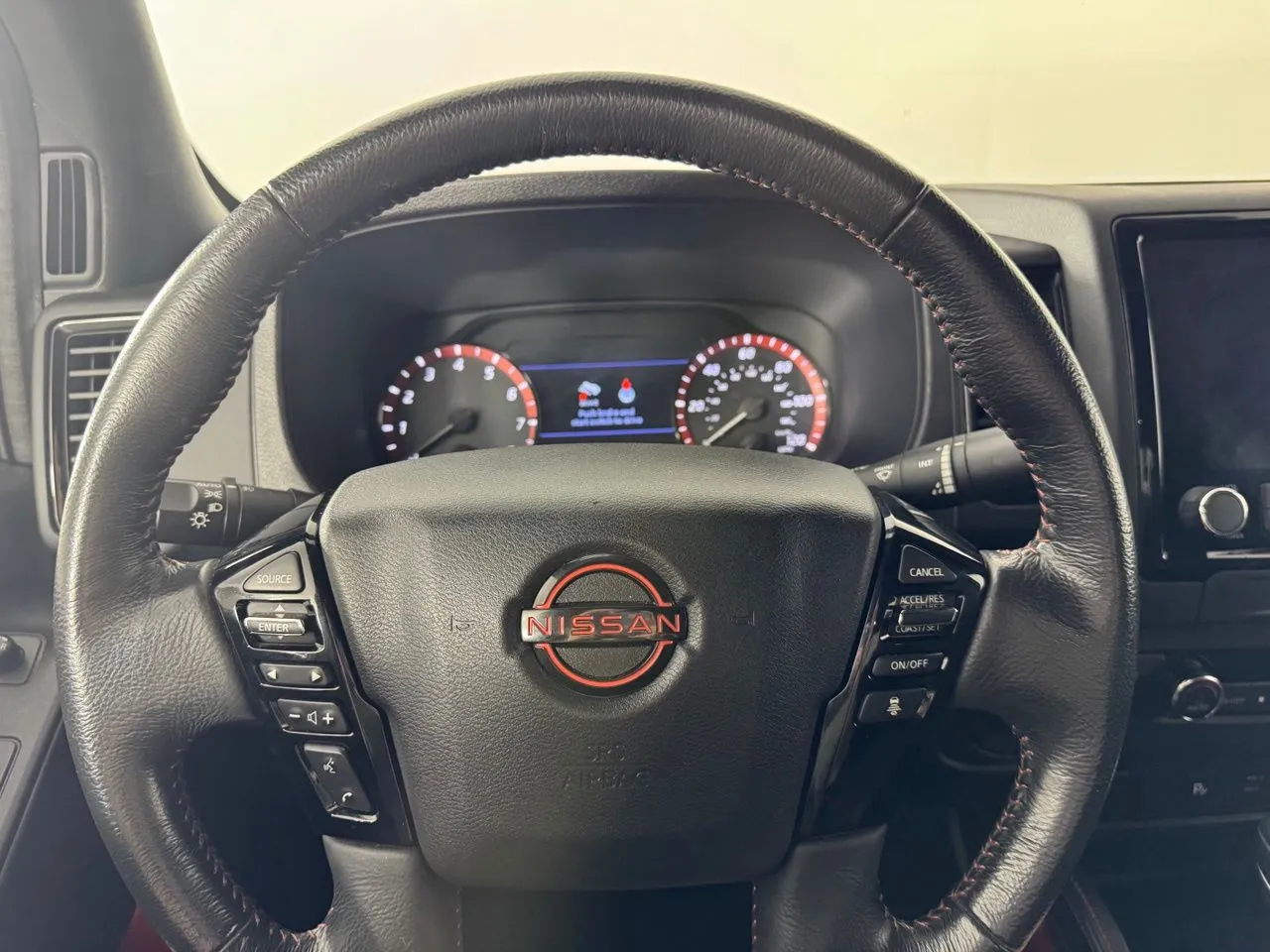 2024 Nissan Frontier PRO-4X - Photo 12