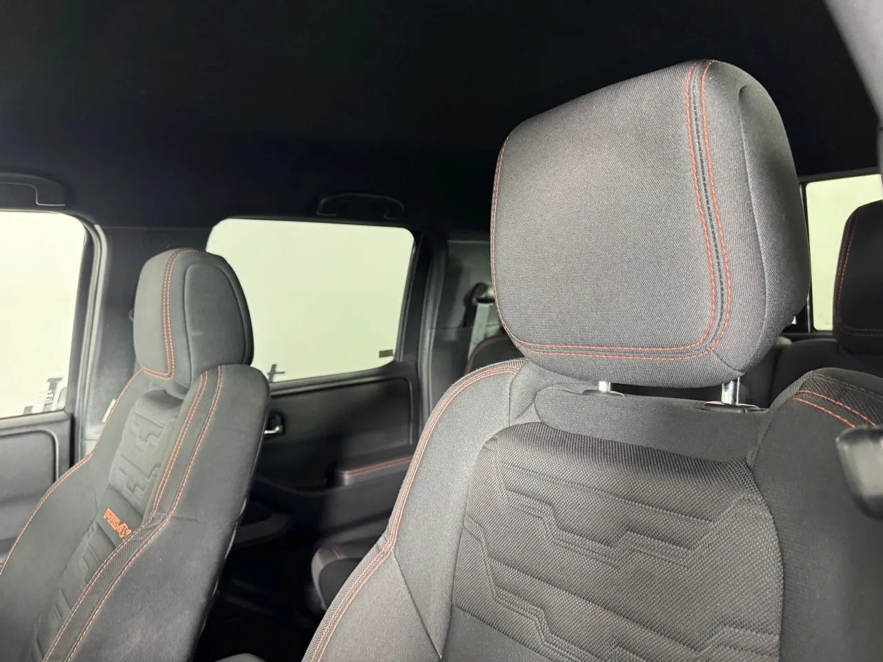 2024 Nissan Frontier PRO-4X - Photo 10