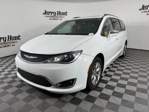 White 2018 Chrysler Pacifica Limited for sale in Salisbury, NC