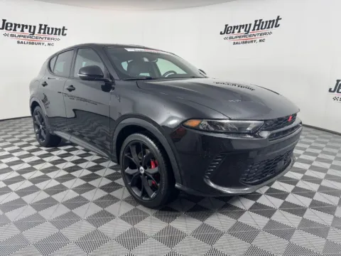 More photos of 2024 Dodge Hornet R/T at Jerry Hunt Supercenter - Salisbury, NC