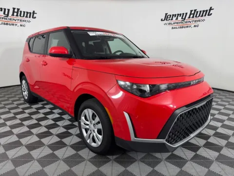 More photos of 2025 Kia Soul LX at Jerry Hunt Supercenter - Salisbury, NC