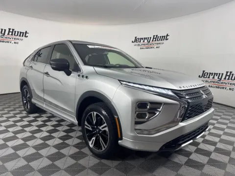 More photos of 2024 Mitsubishi Eclipse Cross SEL at Jerry Hunt Supercenter - Salisbury, NC