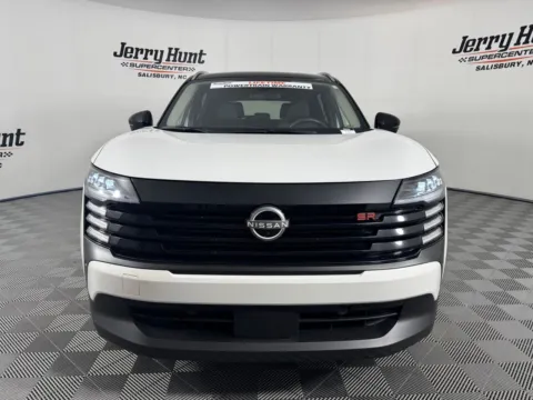 More photos of 2025 Nissan Kicks SR at Jerry Hunt Supercenter - Salisbury, NC