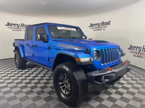 More photos of 2023 Jeep Gladiator Mojave at Jerry Hunt Supercenter - Salisbury, NC