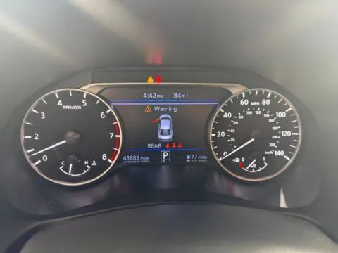 More photos of 2023 Nissan Altima 2.5 SR at Jerry Hunt Supercenter - Salisbury, NC