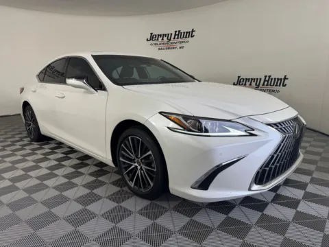 More photos of 2025 Lexus ES 350 at Jerry Hunt Supercenter - Salisbury, NC