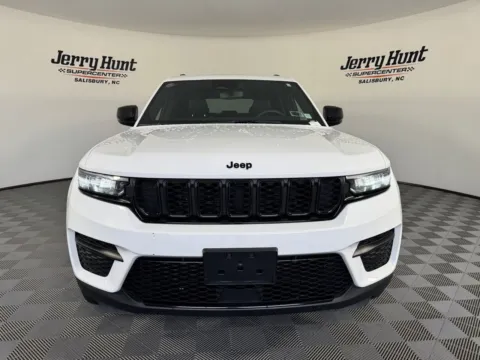 More photos of 2023 Jeep Grand Cherokee Altitude X at Jerry Hunt Supercenter - Salisbury, NC