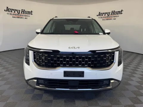 More photos of 2026 Kia Carnival SX at Jerry Hunt Supercenter - Salisbury, NC