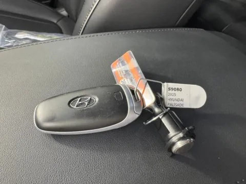 Another view of 2025 Hyundai Palisade Calligraphy for sale in Salisbury, NC at Jerry Hunt Supercenter - Salisbury