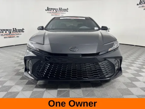 More photos of 2026 Toyota Camry SE Nightshade at Jerry Hunt Supercenter - Salisbury, NC