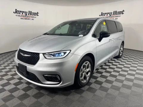 Silver 2024 Chrysler Pacifica Limited for sale in Salisbury, NC