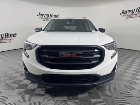 More photos of 2020 GMC Terrain SLT at Jerry Hunt Supercenter - Salisbury, NC