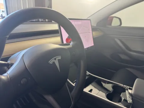 More photos of 2019 Tesla Model 3 Long Range at Jerry Hunt Supercenter - Salisbury, NC