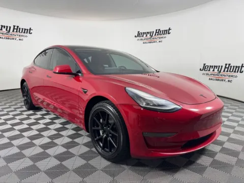 More photos of 2019 Tesla Model 3 Long Range at Jerry Hunt Supercenter - Salisbury, NC