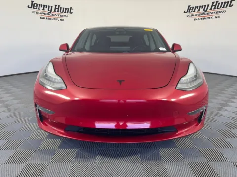 More photos of 2019 Tesla Model 3 at Jerry Hunt Supercenter - Salisbury, NC