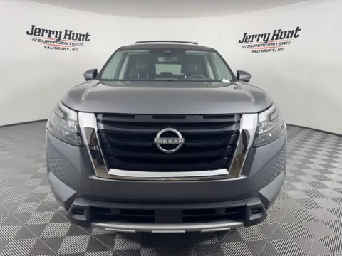 More photos of 2025 Nissan Pathfinder Platinum at Jerry Hunt Supercenter - Salisbury, NC