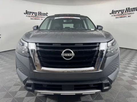 More photos of 2025 Nissan Pathfinder Platinum at Jerry Hunt Supercenter - Salisbury, NC