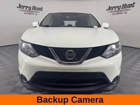 More photos of 2019 Nissan Rogue Sport S at Jerry Hunt Supercenter - Salisbury, NC