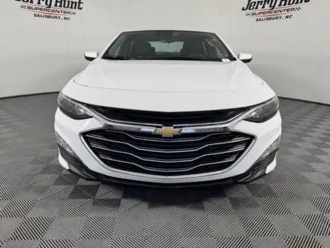 More photos of 2024 Chevrolet Malibu LT at Jerry Hunt Supercenter - Salisbury, NC
