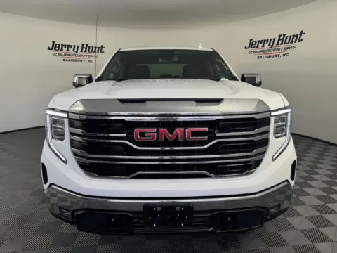More photos of 2025 GMC Sierra 1500 SLT at Jerry Hunt Supercenter - Salisbury, NC