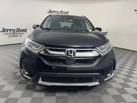 More photos of 2019 Honda CR-V Touring at Jerry Hunt Supercenter - Salisbury, NC