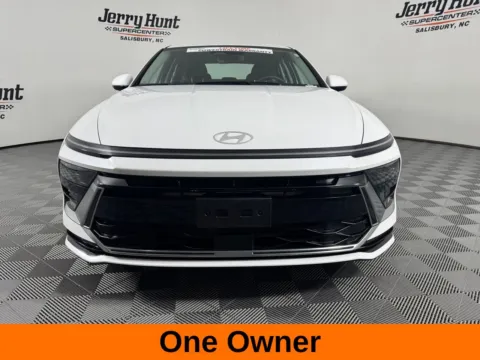 More photos of 2026 Hyundai Sonata SEL Sport at Jerry Hunt Supercenter - Salisbury, NC