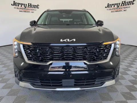 More photos of 2024 Kia Sorento S at Jerry Hunt Supercenter - Salisbury, NC