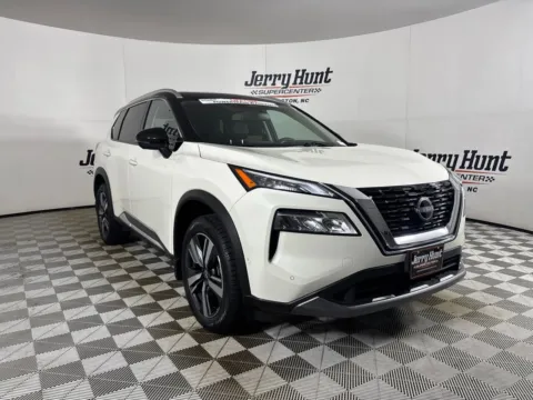 More photos of 2023 Nissan Rogue SL at Jerry Hunt Supercenter - Salisbury, NC