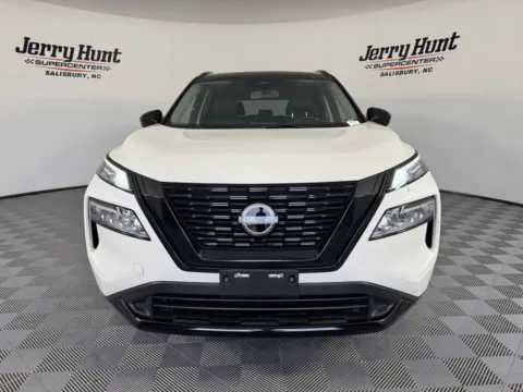 More photos of 2023 Nissan Rogue SV at Jerry Hunt Supercenter - Salisbury, NC