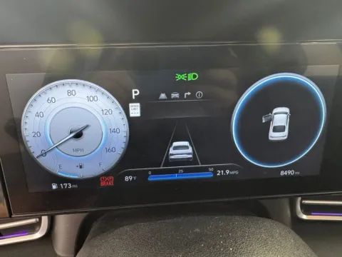 More photos of 2024 Hyundai Elantra SEL at Jerry Hunt Supercenter - Salisbury, NC