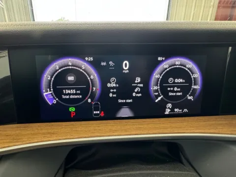 More photos of 2025 Volkswagen Tiguan 2.0T SEL R-Line at Jerry Hunt Supercenter - Salisbury, NC