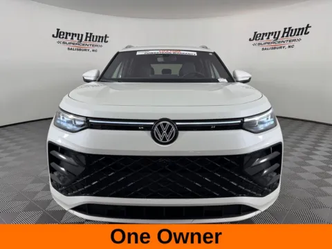 More photos of 2025 Volkswagen Tiguan 2.0T SEL R-Line at Jerry Hunt Supercenter - Salisbury, NC