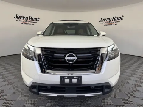 More photos of 2023 Nissan Pathfinder Platinum at Jerry Hunt Supercenter - Salisbury, NC