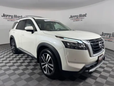 More photos of 2023 Nissan Pathfinder Platinum at Jerry Hunt Supercenter - Salisbury, NC