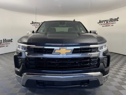 More photos of 2023 Chevrolet Silverado 1500 LT at Jerry Hunt Supercenter - Salisbury, NC