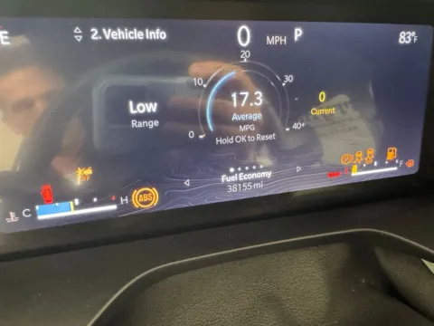 More photos of 2023 Jeep Grand Cherokee Limited at Jerry Hunt Supercenter - Salisbury, NC