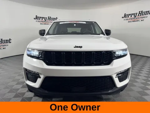 More photos of 2023 Jeep Grand Cherokee Limited at Jerry Hunt Supercenter - Salisbury, NC