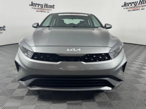 More photos of 2024 Kia Forte LXS at Jerry Hunt Supercenter - Salisbury, NC