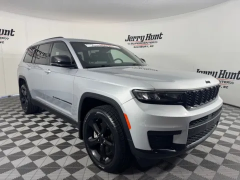 More photos of 2023 Jeep Grand Cherokee L Altitude X at Jerry Hunt Supercenter - Salisbury, NC