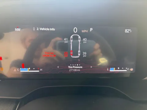 More photos of 2023 Jeep Grand Cherokee L Altitude X at Jerry Hunt Supercenter - Salisbury, NC