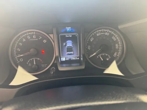 More photos of 2022 Toyota Tacoma TRD Off-Road at Jerry Hunt Supercenter - Salisbury, NC